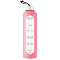 Produktbild: 1 Liter Glas Wasserflasche mit Edelstahldeckel, 1000ml Sport-Trinkflasche mit Zeitmarkierung, wiederverwendbare Silikonhülle Flasche für Fitnessstudio, Outdoor-Aktivitäten, Reisen Workout (Rosa)