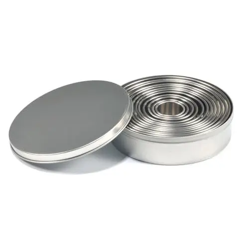 Produktbild: 12-teiliges, Rundes Plätzchenausstecher-Set aus Edelstahl, Lebensmittelecht, in Verschiedenen Größen, Perfektes, Vielfältig Einsetzbar, Sicherheitsdesign
