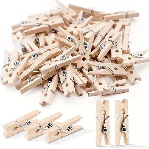 Produktbild: 150x Mini Holzklammern 25 mm Mini, Wäscheklammern - Kleine Klammern aus nachhaltigem Holz - Ideal für Fotowände, Fotohalter und DIY-Projekte - Holzwäscheklammern