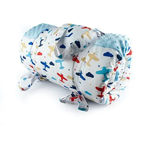 Produktbild: 1buy3 Krabbeldecke, Picknickdecke, wärmeisoliert und wasserdicht mit Tragegriff, Babyblau + Flugzeuge, 170 x 140 cm