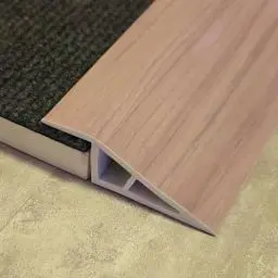Produktbild: 1M Übergangsprofil Selbstklebend für Parkett- und Laminatböden,Abdeckleiste,Vinyl Übergangsschiene Abschlussprofil,Schwellenübergang streifen,Bodenleiste, Niveau &höhenAusgleichsprofil,Teppichschienen