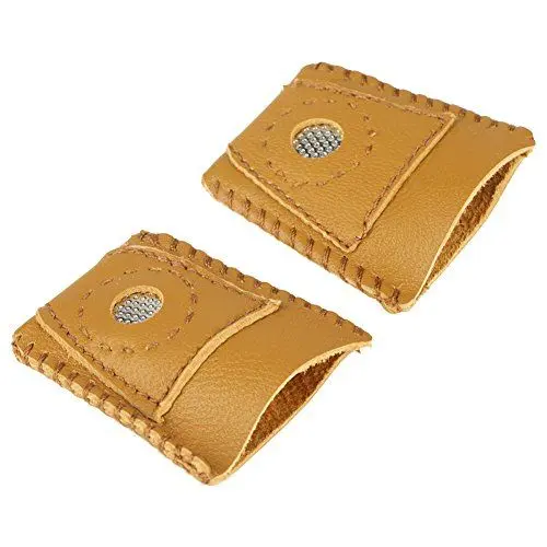 Produktbild: 2 Große Leder-Fingerhut-Sets mit Metallspitze, Handarbeitszubehör, das Ihre Finger vor Versehentlichen Stichen Schützt und Dennoch Fingerhut-Münze aus Leder Schützt