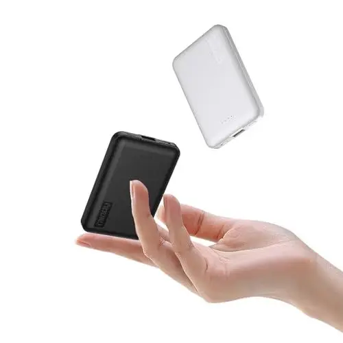 Produktbild: (2 Stück) Miady Mini Power Bank Klein Aber Stark, 5000mAh 2,4A USB C (Input&Output) Externer Akku, Handy Powerbank mit Kabel, für iPhone, iPad, Samsung, Galaxy