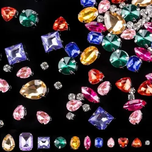 Produktbild: 210 Glitzersteine Basteln Farbige Strasssteine Zum Aufnähen Verschiedene Formen Strasssteine Zum Basteln Textile Strasssteine Geeignet für DIY-Dekoration von Kleidung Taschen Schuhen Edelsteine