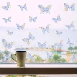 Produktbild: 26 Stück Fensterbilder, 3D Sonnenfänger Fenster, Prisma Fensteraufkleber Regenbogen Folie PVC Selbstklebende Lichtfänger Vogelschutz für Glasscheiben