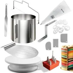 Produktbild: 4smile Torten-Zubehör-Set 24 Teile - Tortenring verstellbar hoch 15 cm, Tortenschneider, Tortenheber, Tortenplatte drehbar, Streichpalette, Winkelpalette, Spritzbeutel mit Tüllen, Tortenschablone