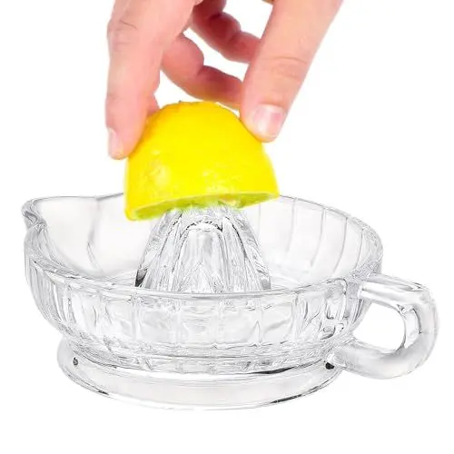 Produktbild: 6,7×3-Zoll-Zitronenpresse, Kleine Zitruspresse, Manuelle Presse mit Griff und Ausgießer, Bleifreies, Schweres, Kristallklares Glas für Zitrusfrüchte, Zitronen, Orangen, Grapefruits(#1)