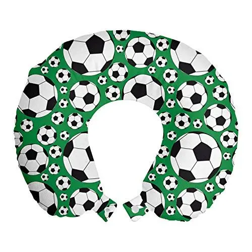 Produktbild: ABAKUHAUS Fußball Reisekissen Nackenstütze, Beliebte Sport-Motiv, Schaumstoff Reiseartikel für Flugzeug und Auto, 30x30 cm, Grün Schwarz Weiß