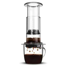 Produktbild: AeroPress Clear Kaffeepresse – 3-in-1 Kaffeemaschine kombiniert French Press, Pour Over & Espresso – Vollmundiger Kaffee ohne Bitterkeit – Tragbare Mini-Kaffeemaschine für Reisen, Transparent