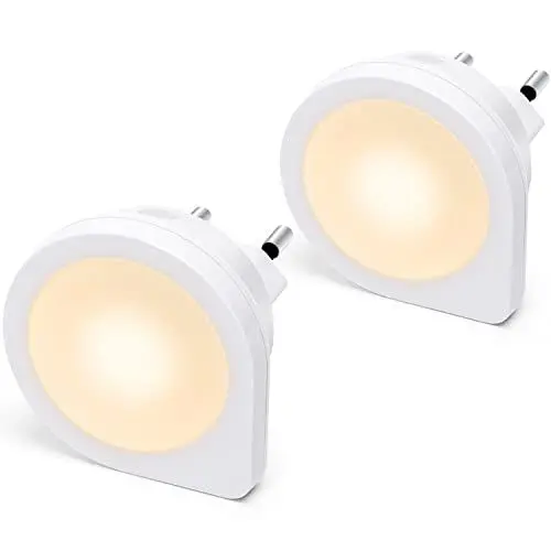 Produktbild: Aigostar Nachtlicht Kinder mit Dämmerungssensor, 2 Stück Nachtlampe LED, Nachtlicht Steckdose für Kinderzimmer, Schlafzimmer, Treppe, Flur, Küche, Badezimmer, 0.2W Orientierungslicht 3000K Warmweiß