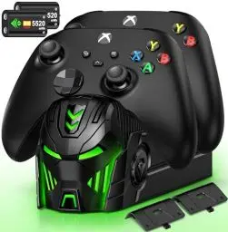 Produktbild: Akku für Xbox Controller, Ladestation für Xbox Controller mit 2 Stück Großer Kapazität 5520mWh Wiederaufladbar Akku/Aussehen Helm, Akku für Xbox Series X/S/Xbox One/Xbox One S/X/Elite Controller