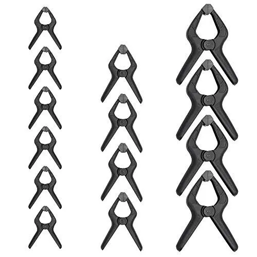Produktbild: Amazon Basics 14 Stück, Nylon-Federklemmen, 6 Stück 8,57 cm, 4 Stück 11,43 cm, 4 Stück 16,51 cm, Schwarz Grau