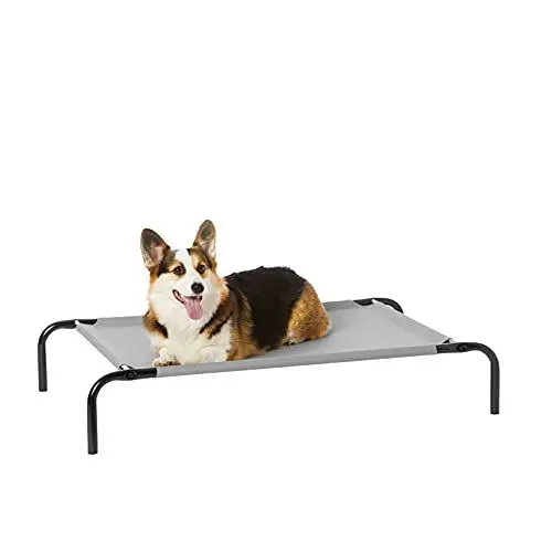 Produktbild: Amazon Basics Kühlendes erhöhtes Hund Haustierbett, M, Grau, L 110 x B 65 x H 19 cm