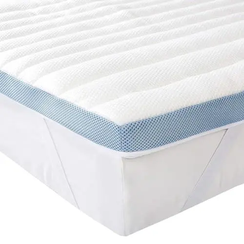 Produktbild: Amazon Basics Memoryschaum Matratzenauflage mit Bändern,150 x 200 cm, 5 cm Höhe, weiß