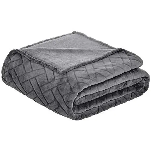 Produktbild: Amazon Basics Fleece-Überwurf Kuscheldecke, geprägt – Grau, 220 x 240 cm