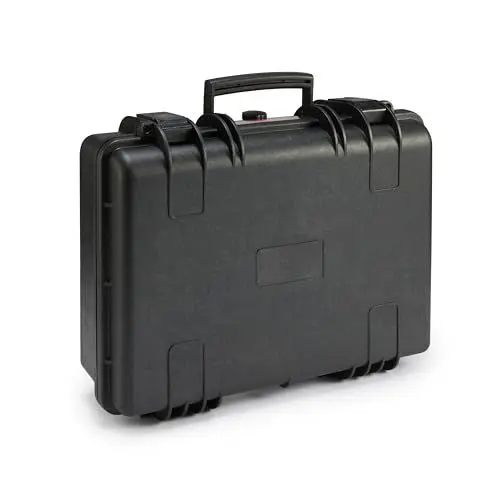 Produktbild: Amazon Basics Mittlere Schützende Tragbare Harte Kameratasche mit Anpassbarem Passform-Schaumstoff für Drohnen, Kameras, Objektive und Zubehör, Wasserdicht, Stoßfest, 43.6 x 37 x 16.7 cm, Schwarz