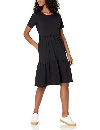 Produktbild: Amazon Essentials Damen Kurzärmliges, gestuftes Kleid mit Rundhalsausschnitt, Schwarz, XL