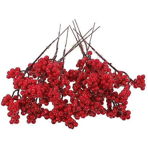 Produktbild: Amosfun 20 STK Künstliche Beeren Simulation Beerenschmuck Rote Beerenzweige Weihnachtsbeeren-Picks Weihnachtliche Beerenstiele Weihnachtsbaum Wählt Plastik Partybedarf Stechpalme