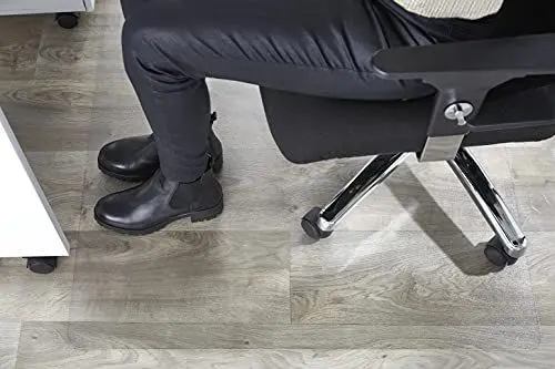 Produktbild: andiamo Bodenschutzmatte Bürostuhl - Verwendung als Bürostuhlunterlage, Bodenschutzmatte Fitness - Bürostuhl Matte transparent, rutschhemmend - pflegeleicht - Bodenschutz für alle Böden 40 x 60 cm