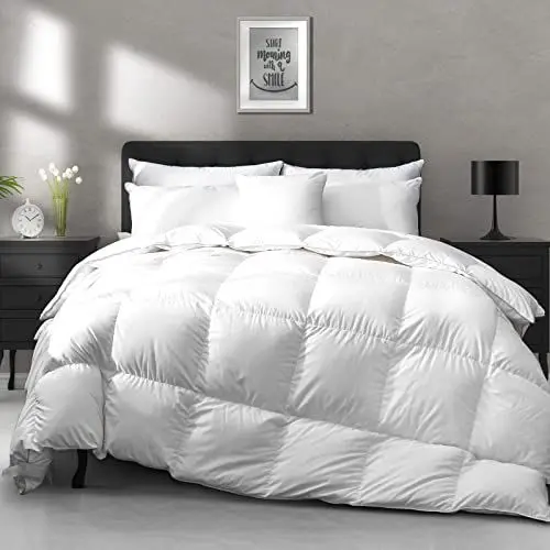 Produktbild: APSMILE Daunendecke 240x260 Ganzjahres, Bettdecke 240x260 Gänsedaunen und Gänsefedern, Federbettdecke Medium Warm, Weiches und Flauschiges Steppdecke ohne Lebendrupf, Weiß