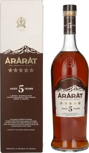 Produktbild: Ararat 5 Years Old 40% Vol. 0,7l in Geschenkbox