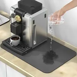 Produktbild: ARSUNOVO Kaffeematte, 61 x 40,6 cm, Kaffeemaschine Matte für Arbeitsplatten, Kaffeebar-Zubehör, absorbiert schnell, um Flecken zu verstecken, rutschfestes Gummi-Design, Abtropfmatte für Küche (grau)