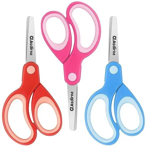Produktbild: Asdirne Linkshänder Kinderschere, Sicherheitsschere für Kinder, Bastelschere mit stumpfer Spitze, Edelstahlklingen und weichem Griff, ideal für Zuhause und Schule, 13,5 cm, 3 Stück