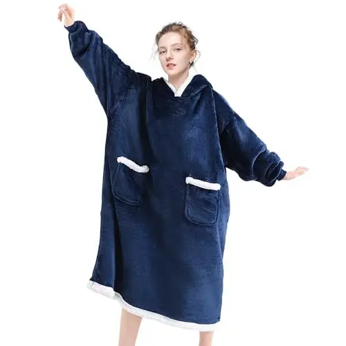 Produktbild: ATsense Übergroße Hoodie Decke mit Ärmeln, Warme Kuscheldecke Taschen und Kapuze, Sherpa Decke zum Anziehen, 120x80 cm TV Tragbare Blanket Hoodie als Geschenke für Frauen