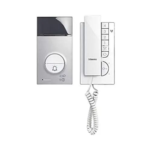 Produktbild: Audio Sprechanlagen-Set Flex’ONE, 2-Draht mit Türstation LINEA 3000, Netzgerät und Hausstation CLASSE 100 A12M, Türstation Schutzarten: IP 54, IK10