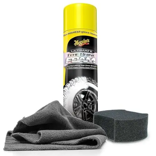 Produktbild: Auto Reifenpflege Set | Meguiar's Ultimate Tyre Shine Foam 538ml + Applikator Pad + Mikrofasertuch | Reifenglanzspray zur Pflege und Auffrischung von Reifen