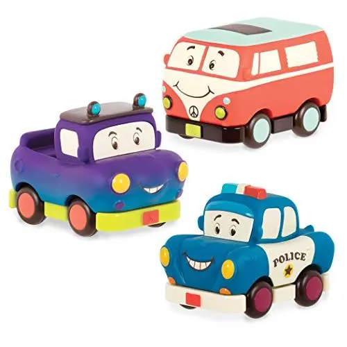Produktbild: B. toys Weiche Spielzeug Autos zum Zurückziehen und Loslassen – Polizeiauto, Camper, Truck – Motorikspielzeug für Kinder ab 1 Jahr (3 Stück)