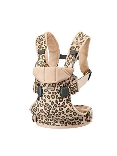 Produktbild: BabyBjörn Babytrage One, Baumwolle, Beige/Leopard