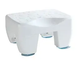 Produktbild: WENKO Badewannenhocker Secura, rutschsicherer Badewannensitz mit strukturierter Oberfläche aus robustem Kunststoff, Sitzhocker belastbar bis max. 150 kg, mit Wasserablauf, 40 x 21 x 31 cm, Weiß