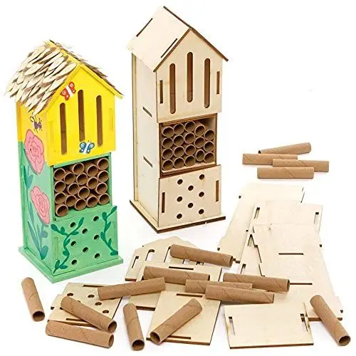 Produktbild: Baker Ross FE508 Insektenhotel für Kinder zum Basteln - 2er Pack, Kinder Garten Deko zum Basteln, Ideal für den Sommer, grün, Mittel