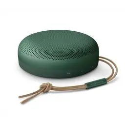 Produktbild: Bang & Olufsen Beosound A1 (2. Gen) – Kabelloser tragbarer IP67 wasserdichter Bluetooth-Lautsprecher mit 360-Grad-Sound, Alexa Voice Assistant & Speakerphone, 18 h Akkulaufzeit - Grün