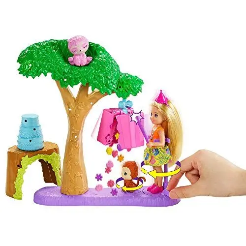 Produktbild: Barbie GTM84 Chelsea Dschungelabenteuer Piñataparty-Spielset mit Puppe und 2 Tierfreunden, für Kinder von 3 bis 7 Jahren