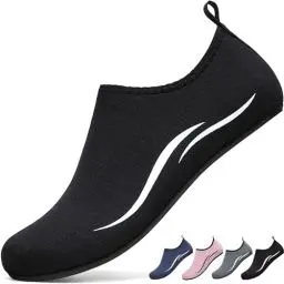 Produktbild: BARFULKER Badeschuhe Herren Damen Wasserschuhe Neopren Schwimmschuhe Strandschuhe Schnell Trocknend Aquaschuhe rutschfest Leicht BarfußSchuhe,Schwarz 46 EU