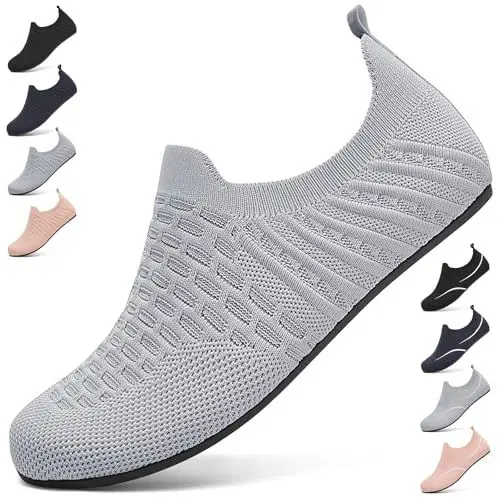 Produktbild: BARFULKER Hausschuhe Damen Herren Leichte Hüttenschuhe Rutschfest Pantoffeln Bequem Slip on Flache Home Slippers Unisex Haussocken Barfußschuhe Hausschuhsocken. Grau, 39 EU