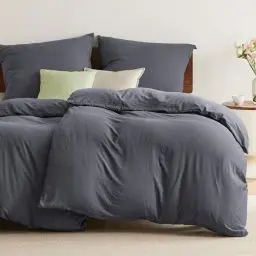 Produktbild: BEDSURE Bettwäsche 135x200 4teilig Anthrazit, Weiche Vorgewaschene Baumwollähnlich ÖKO-TEX Bettwäsche-Set Grau, 2 Bettbezug 135x200 cm mit Reißverschluss und 2 Kissenbezüge 80x80 cm