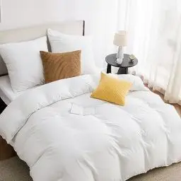 Produktbild: BEDSURE Bettwäsche 155x220 3teilig Weiß - 1 Bettbezug 155x220 cm + 2 Kissenbezüge 80X80 cm, ÖKO-TEX Bettwäsche-Sets Weiß Polyester Mikrofaser mit Reißverschluss