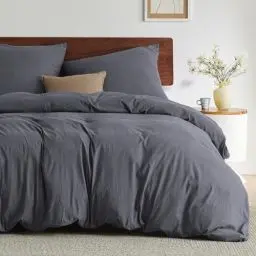 Produktbild: BEDSURE Bettwäsche 200x200 3teilig Anthrazit, Weiche Vorgewaschene Baumwollähnlich ÖKO-TEX Bettwäsche-Set Grau, 1 Bettbezug 200x200 cm mit Reißverschluss und 2 Kissenbezüge 80x80 cm