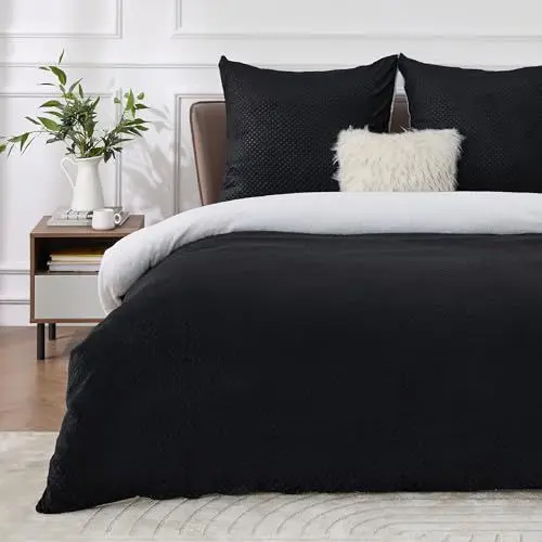Produktbild: BEDSURE Flauschige Bettwäsche 155x220 Schwarz - Winter Bettbezug Fleece mit 80x80 cm Kissenbezug, Warme Bettwäsche-Sets mit Reißverschluss, Kuschel Waffelpique Winterbettwäsche für Doppelbett