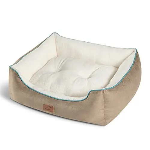 Produktbild: BEDSURE Hundebett kleine Hunde Hundekorb - 63x53x20cm Hundekörbchen waschbar für große Katzen oder kleine Hunde, quadratisches kuschelbett mit weich Rand und zweiseitig Innenkissen, Kamel
