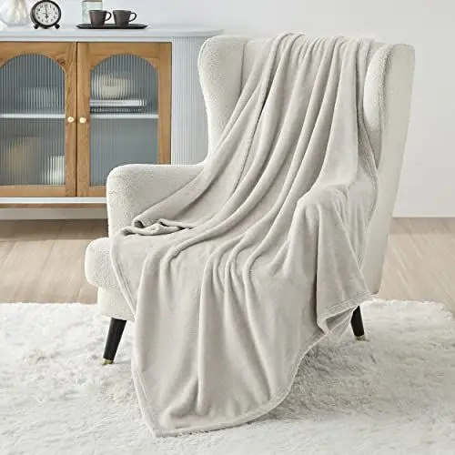 Produktbild: BEDSURE Kuscheldecke Flauschig Decke Fleecedecke - Wohndecke Warm Winter Weich, Sofadecke XL, Decke Couch Blanket, Wohn- & Kuscheldecken 150x200cm, Sofa überwurfdecke Beige