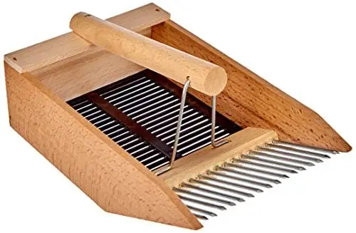 Produktbild: Beerenkamm Beerenpflücker aus Holz 248006