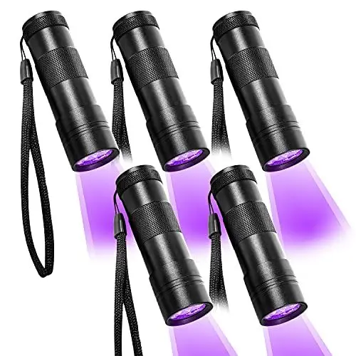 Produktbild: Beinhome UV Taschenlampe Schwarzlicht 5 Stück,UV Lampe mit 12 LEDs 395nm,Haustiere Urin Detektor UV Handlampe Leuchte für Eingetrocknete Urin Flecken von Hund und Katz(inkl. 15 pcs AAA Batterien)