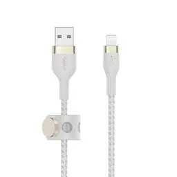 Produktbild: Belkin BoostCharge Pro Flex geflochtenes USB-A/Lightning-Kabel, 2 m, MFi-zertifiziertes Ladekabel für iPhone 14/14 Plus, 13, 12, Pro, Max, mini, SE, iPad und andere Geräte – Weiß
