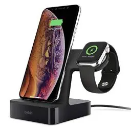 Produktbild: Belkin PowerHouse Ladestation für die Apple Watch und das iPhone (iPhone Ladestation für iPhone 12, 12 Pro, 12 Pro Max, 12 mini und ältere Modelle, Apple Watch Series SE, 6, 5, 4, 3, 2, 1) - Schwarz