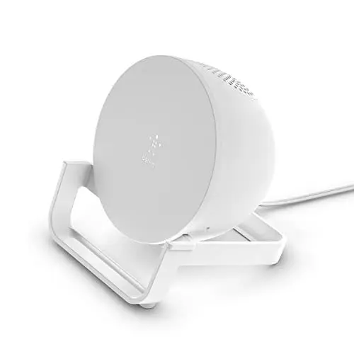 Produktbild: Belkin SoundForm Charge, drahtloses Ladegerät mit Lautsprecher, Bluetooth Speaker mit drahtlosem Ladeständer·· laden und gleichzeitig Musik hören, Videos streamen und Videogespräche führen – Weiß
