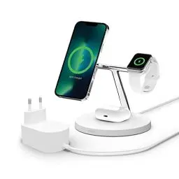 Produktbild: Belkin drahtloses MagSafe 3-in-1-Ladegerät, MagSafe ladestation 15 W, schnelles Laden für das iPhone und die AppleWatch, Laden der AirPods, Ladestation für iPhone 16, 15, 14, 13, Apple Watch, AirPods